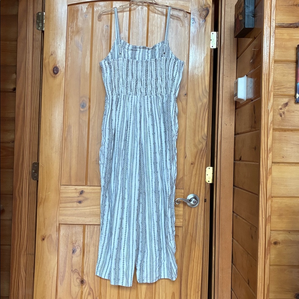 Old navy linen blend jumpsuit - Picture 5 of 11